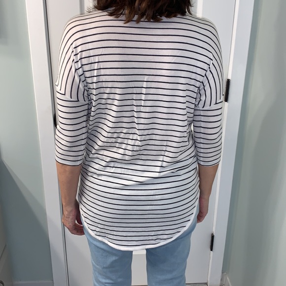 Blue & White Striped V-neck - Picture 4 of 12